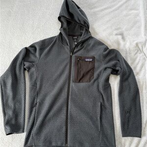 Patagonia Men's Smolder Blue R1 Hooded Jacket